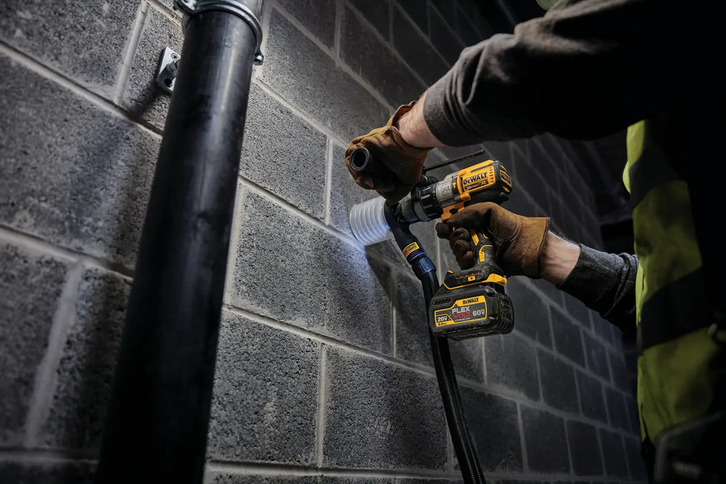 DeWalt DCB606C 20V/60V MAX FLEXVOLT 6Ah Battery Kit - Image 2