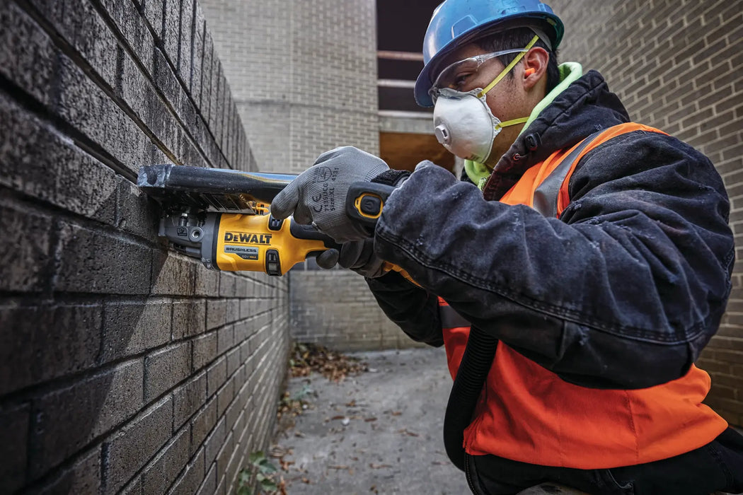DeWalt DCG418MX1 60V MAX Brushless Cordless 4-1/2" - 6" Grinder Kit - Image 5