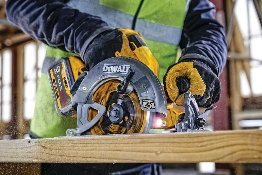 DeWalt DCS588X1 60V MAX Brushless Cordless 7-1/4" Circular Saw Kit - Image 5