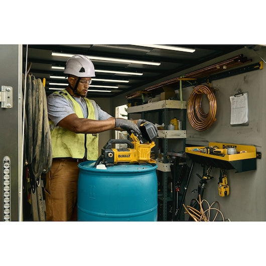 DeWalt DCE050B 20V MAX Transfer Pump (Tool Only) - Image 5