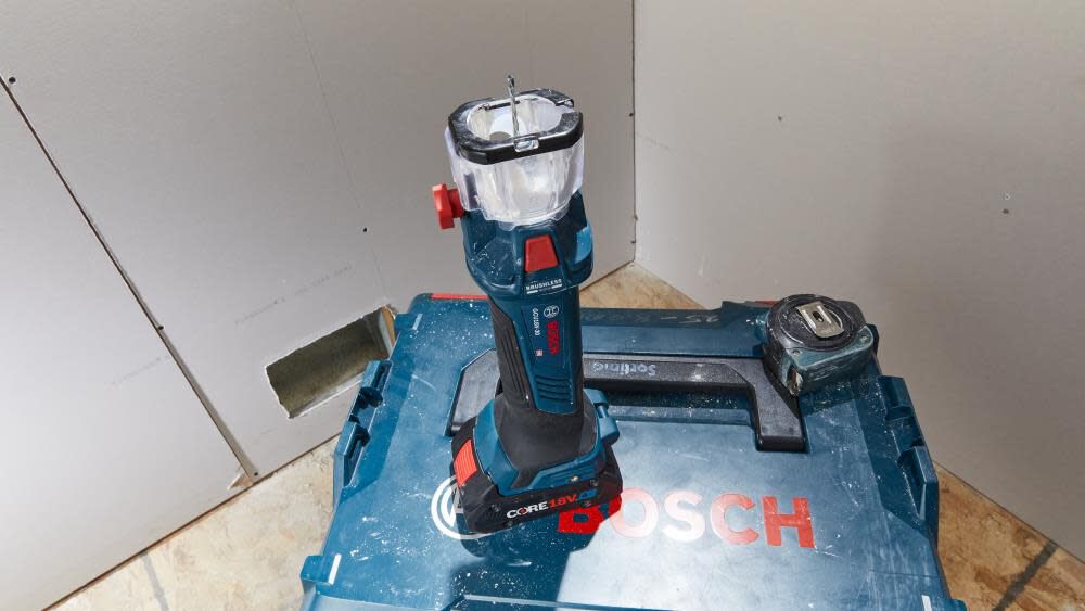 Bosch GXL18V-291B25 18V 2-Tool Combo Kit with Brushless Screwgun, Brushless Cut-Out Tool - Image 5