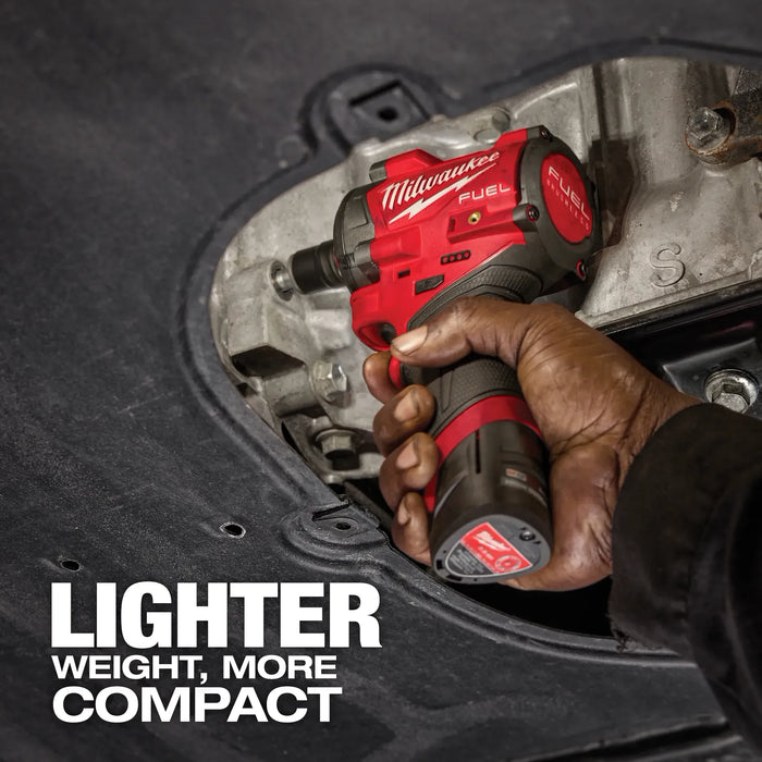 Milwaukee 2562-22 M12 FUEL Stubby 3/8" Impact Wrench Kit - Image 5