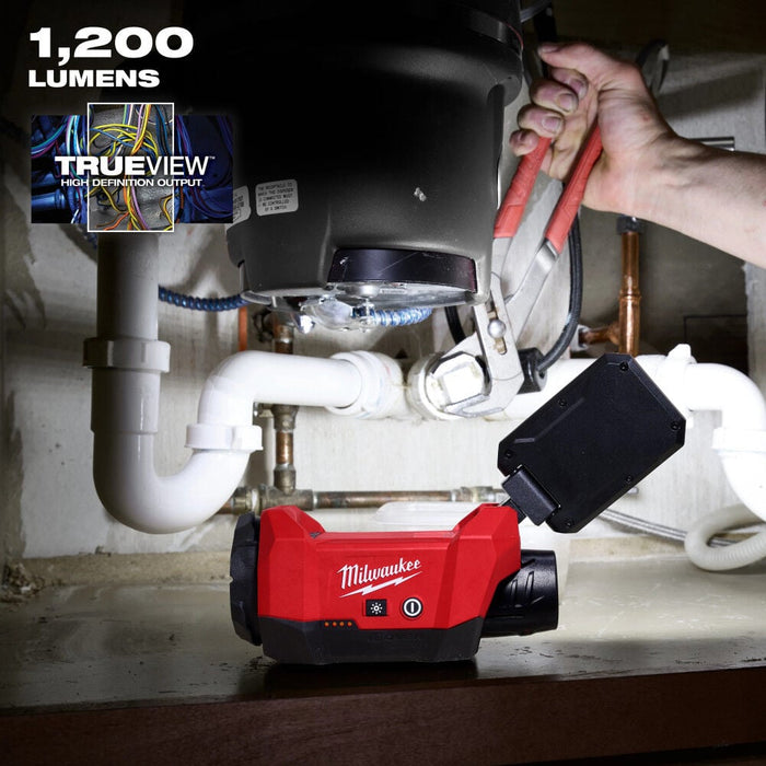 Milwaukee 2359-20 M18 ROVER Compact Folding Flood Light - Image 4