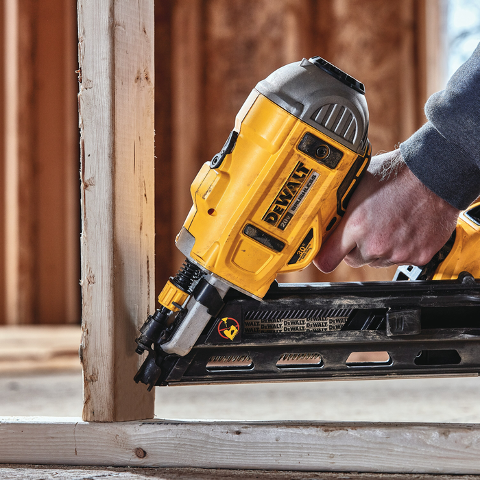 Dewalt cordless framing gun 2025