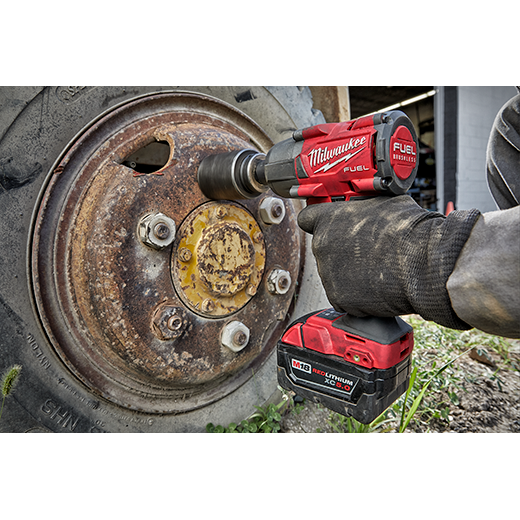 Milwaukee 2960-20 M18 FUEL 3/8" Mid-Torque Impact Wrench w/ Friction Ring (Tool Only) - Image 3